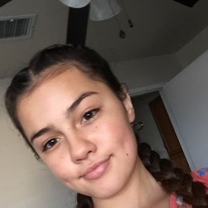 Meet your Posher, Lorena